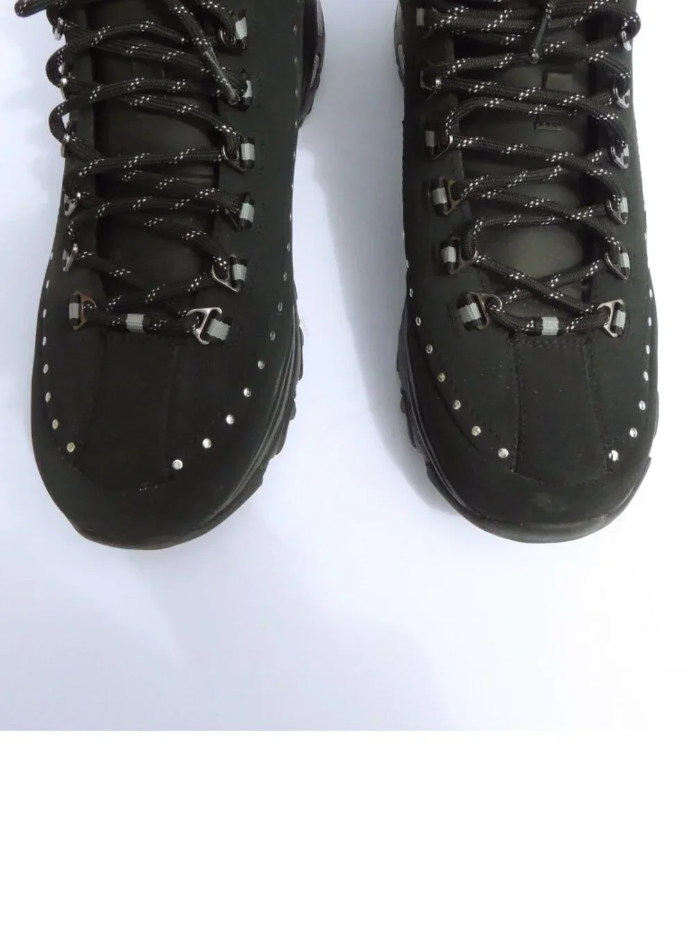 Skechers d'lites black and silver faux fur trim lace up high top sneakers 8.5